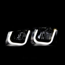 Load image into Gallery viewer, ANZO USA 111312 Projector Headlight Set for Select Chevrolet Avalanche 1500, Chevrolet Avalanche 2500, Chevrolet Silverado 1500, Chevrolet Silverado Classic, Chevrolet Silverado HD, Chevrolet Silverado HD Classic, Chevrolet Silverado 2500, Chevrolet