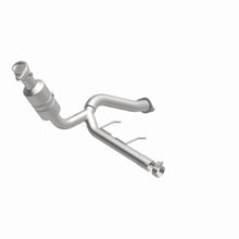 Load image into Gallery viewer, MagnaFlow Exhaust Products 5551295 California CARB Direct-Fit Catalytic Converter for Select Ford F-150