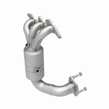 Load image into Gallery viewer, MagnaFlow Exhaust Products 51735 OEM Grade Manifold Catalytic Converter for Select Chrysler Sebring, Dodge Avenger