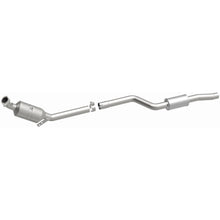 Load image into Gallery viewer, MagnaFlow Exhaust Products 5561919 California CARB Direct-Fit Catalytic Converter for Select Mercedes-Benz C300, Mercedes-Benz C350, Mercedes-Benz E350