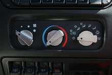 Load image into Gallery viewer, Rugged Ridge 11420.03 Billet Climate Control Knob for Select Jeep TJ, Jeep Wrangler