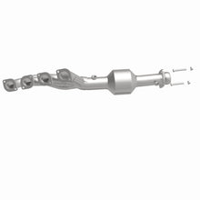 Load image into Gallery viewer, MagnaFlow Exhaust Products 49792 OEM Grade Manifold Catalytic Converter for Select BMW 550i, BMW 650i, BMW 750Li, BMW 750i