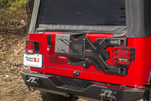 Load image into Gallery viewer, Rugged Ridge 11546.61 Spartacus HD Tire Carrier Hinge Casting for Select Jeep TJ, Jeep Wrangler