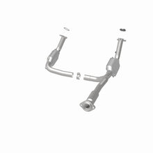 Load image into Gallery viewer, MagnaFlow Exhaust Products 24950 HM Grade Direct-Fit Catalytic Converter for Select Buick Rainier, Chevrolet Trailblazer EXT, GMC Envoy XL, GMC Envoy XUV, Isuzu Ascender