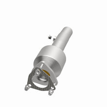 Load image into Gallery viewer, MagnaFlow Exhaust Products 280732 OEM Grade Direct-Fit Catalytic Converter for Select Land Rover Discovery Sport, Land Rover Range Rover Evoque