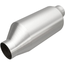Load image into Gallery viewer, MagnaFlow Exhaust Products 5461084 California CARB Universal Catalytic Converter for Select Audi A3 Quattro, Audi TT Quattro, Volkswagen Beetle, Volkswagen Eos, Volkswagen Golf, Volkswagen Jetta, Volkswagen R32