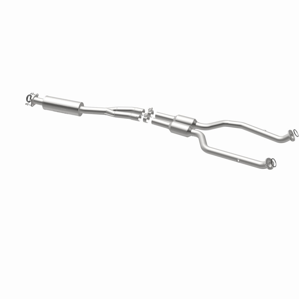 MagnaFlow Exhaust Products 21-048 OEM Grade Direct-Fit Catalytic Converter for Select Lexus GS300