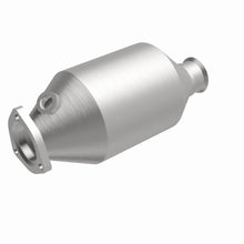 Load image into Gallery viewer, MagnaFlow Exhaust Products 3391449 California CARB Direct-Fit Catalytic Converter for Select Volkswagen Transporter