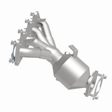 Load image into Gallery viewer, MagnaFlow Exhaust Products 6511994 California CARB Manifold Catalytic Converter for Select Hyundai Accent, Kia Rio