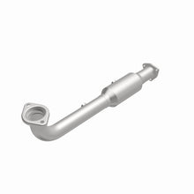 Load image into Gallery viewer, MagnaFlow Exhaust Products 5561668 California CARB Direct-Fit Catalytic Converter for Select Honda CR-V
