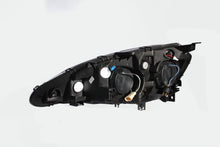 Load image into Gallery viewer, ANZO USA 121197 Projector Headlight Set w/Halo for Select Acura RSX