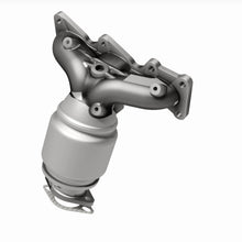 Load image into Gallery viewer, MagnaFlow Exhaust Products 5531855 California CARB Manifold Catalytic Converter for Select Hyundai Azera, Hyundai Sonata