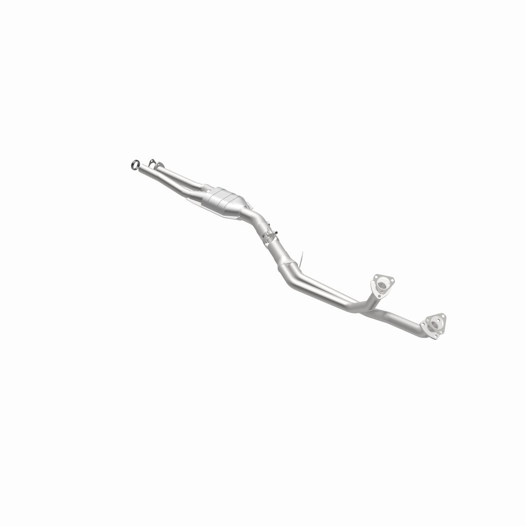 MagnaFlow Exhaust Products 23556 Standard Grade Direct-Fit Catalytic Converter for Select BMW 535i, BMW 635CSi