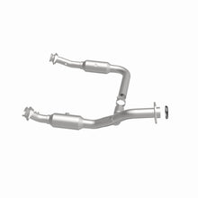Load image into Gallery viewer, MagnaFlow Exhaust Products 93627 HM Grade Direct-Fit Catalytic Converter for Select Ford Explorer, Ford Explorer Sport Trac, Mercury Mountaineer