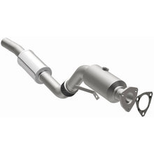 Load image into Gallery viewer, MagnaFlow Exhaust Products 5461904 California CARB Direct-Fit Catalytic Converter for Select Audi A4 Quattro