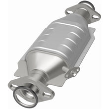 Load image into Gallery viewer, MagnaFlow Exhaust Products 23895 Standard Grade Direct-Fit Catalytic Converter for Select Toyota Pickup