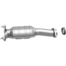Load image into Gallery viewer, MagnaFlow Exhaust Products 451001 California CARB Direct-Fit Catalytic Converter for Select Ford Ranger, Mazda B3000