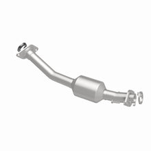 Load image into Gallery viewer, MagnaFlow Exhaust Products 52689 OEM Grade Direct-Fit Catalytic Converter for Select Chevrolet City Express, Nissan NV200
