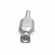 Load image into Gallery viewer, MagnaFlow Exhaust Products 3391229 California CARB Direct-Fit Catalytic Converter for Select Jeep Cherokee, Jeep Comanche, Jeep Wagoneer, Jeep Wrangler