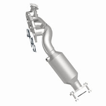 Load image into Gallery viewer, MagnaFlow Exhaust Products 5582431 California CARB Manifold Catalytic Converter for Select Toyota 4Runner, Toyota FJ Cruiser