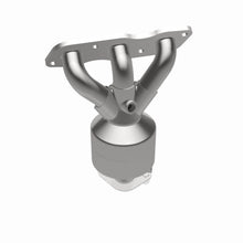 Load image into Gallery viewer, MagnaFlow Exhaust Products 51771 OEM Grade Manifold Catalytic Converter for Select Mitsubishi Outlander