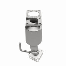 Load image into Gallery viewer, MagnaFlow Exhaust Products 93198 Standard Grade Direct-Fit Catalytic Converter for Select Honda Passport, Isuzu Rodeo