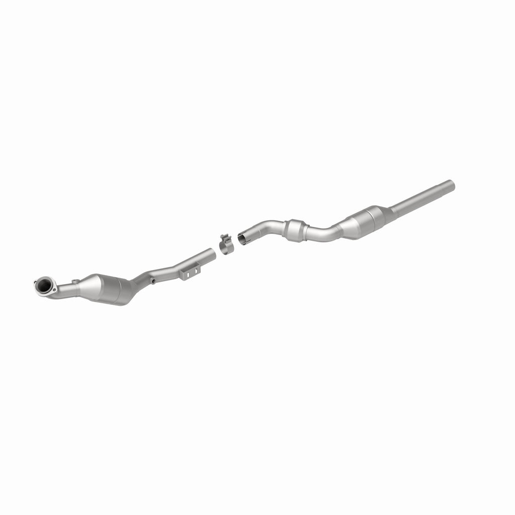 MagnaFlow Exhaust Products 51823 OEM Grade Direct-Fit Catalytic Converter for Select Mercedes-Benz E320