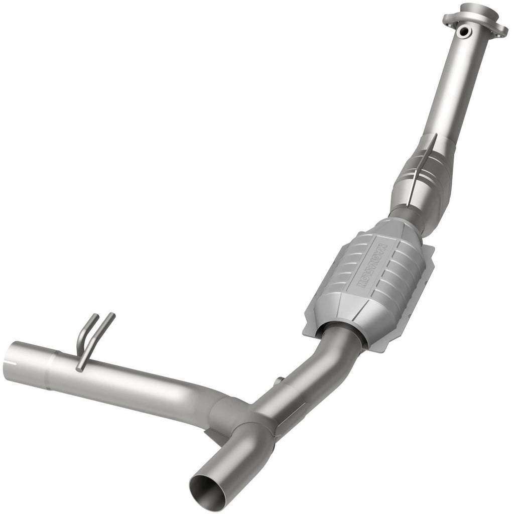 MagnaFlow Exhaust Products 51412 OEM Grade Direct-Fit Catalytic Converter for Select Ford Expedition, Ford F-150, Ford F-250, Lincoln Blackwood, Lincoln Navigator