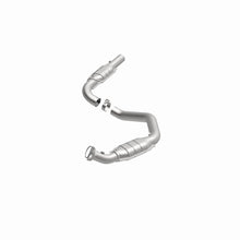 Load image into Gallery viewer, MagnaFlow Exhaust Products 24389 HM Grade Direct-Fit Catalytic Converter for Select Chevrolet Express 2500, Chevrolet Express 3500, GMC Savana 2500, GMC Savana