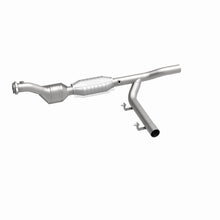 Load image into Gallery viewer, MagnaFlow Exhaust Products 23345 HM Grade Direct-Fit Catalytic Converter for Select Ford Expedition, Ford F-150, Ford F-250