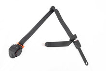 Load image into Gallery viewer, Omix 13202.15 Tri-Lock Off Road Seat Belt for Select Jeep Wrangler