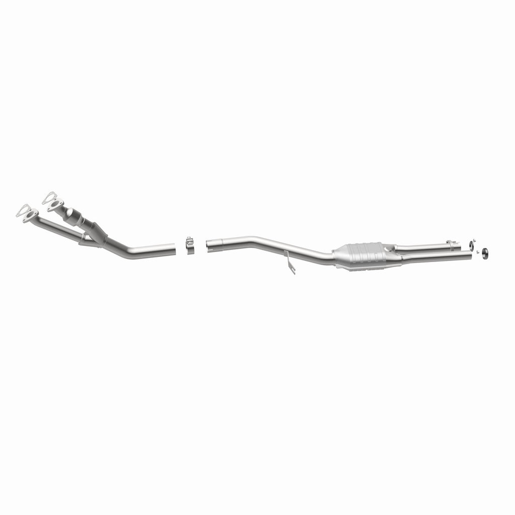 MagnaFlow Exhaust Products 3322554 California CARB Direct-Fit Catalytic Converter for Select BMW 325i, BMW 325iX, BMW 325is