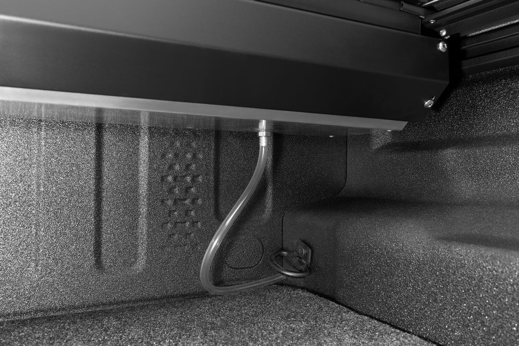 Rugged Ridge 13550.31 Armis Hard Retractable Bed Cover for Select Jeep Gladiator