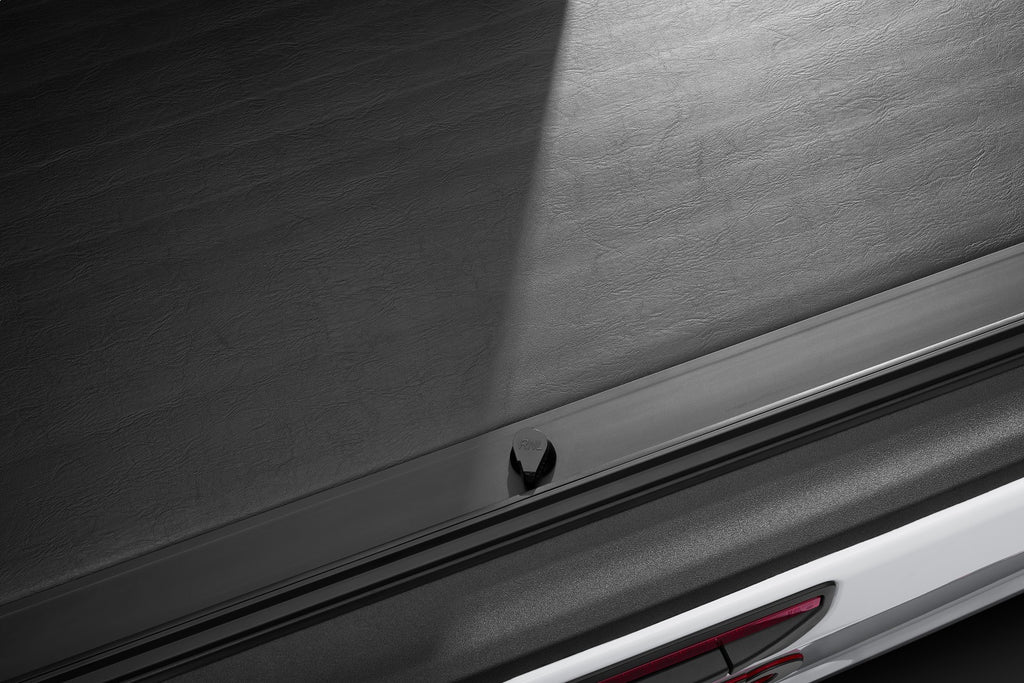 Rugged Ridge 13550.36 Armis Hard Retractable Bed Cover for Select Jeep Gladiator