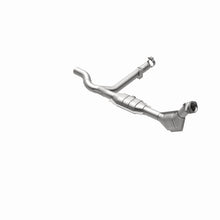 Load image into Gallery viewer, MagnaFlow Exhaust Products 447136 California CARB Direct-Fit Catalytic Converter for Select Ford F-150