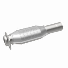 Load image into Gallery viewer, MagnaFlow Exhaust Products 93441 Standard Grade Direct-Fit Catalytic Converter for Select Chevrolet Camaro, Chevrolet Caprice, Chevrolet Commercial Chassis, Chevrolet Corvette, Pontiac Firebird