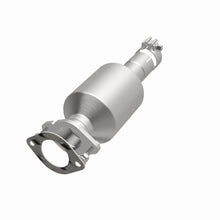 Load image into Gallery viewer, MagnaFlow Exhaust Products 5571996 California CARB Direct-Fit Catalytic Converter for Select Ford C-Max