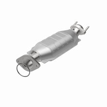 Load image into Gallery viewer, MagnaFlow Exhaust Products 25210 HM Grade Direct-Fit Catalytic Converter for Select Ford Five Hundred, Ford Freestyle, Mercury Montego