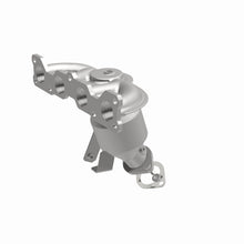 Load image into Gallery viewer, MagnaFlow Exhaust Products 52590 OEM Grade Manifold Catalytic Converter for Select Hyundai Tucson, Kia Sportage