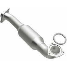 Load image into Gallery viewer, MagnaFlow Exhaust Products 5461689 California CARB Direct-Fit Catalytic Converter for Select Pontiac G8