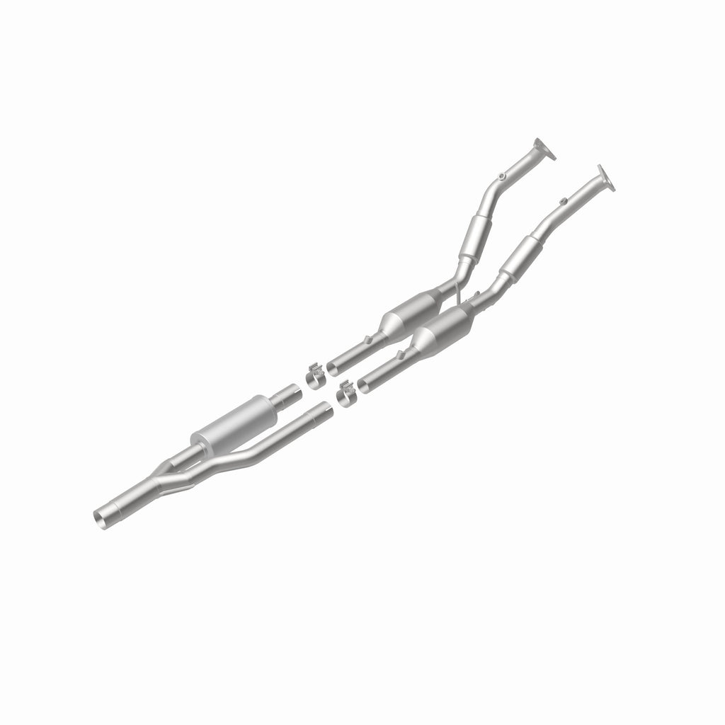 MagnaFlow Exhaust Products 5461873 California CARB Direct-Fit Catalytic Converter for Select Audi A3 Quattro, Volkswagen R32