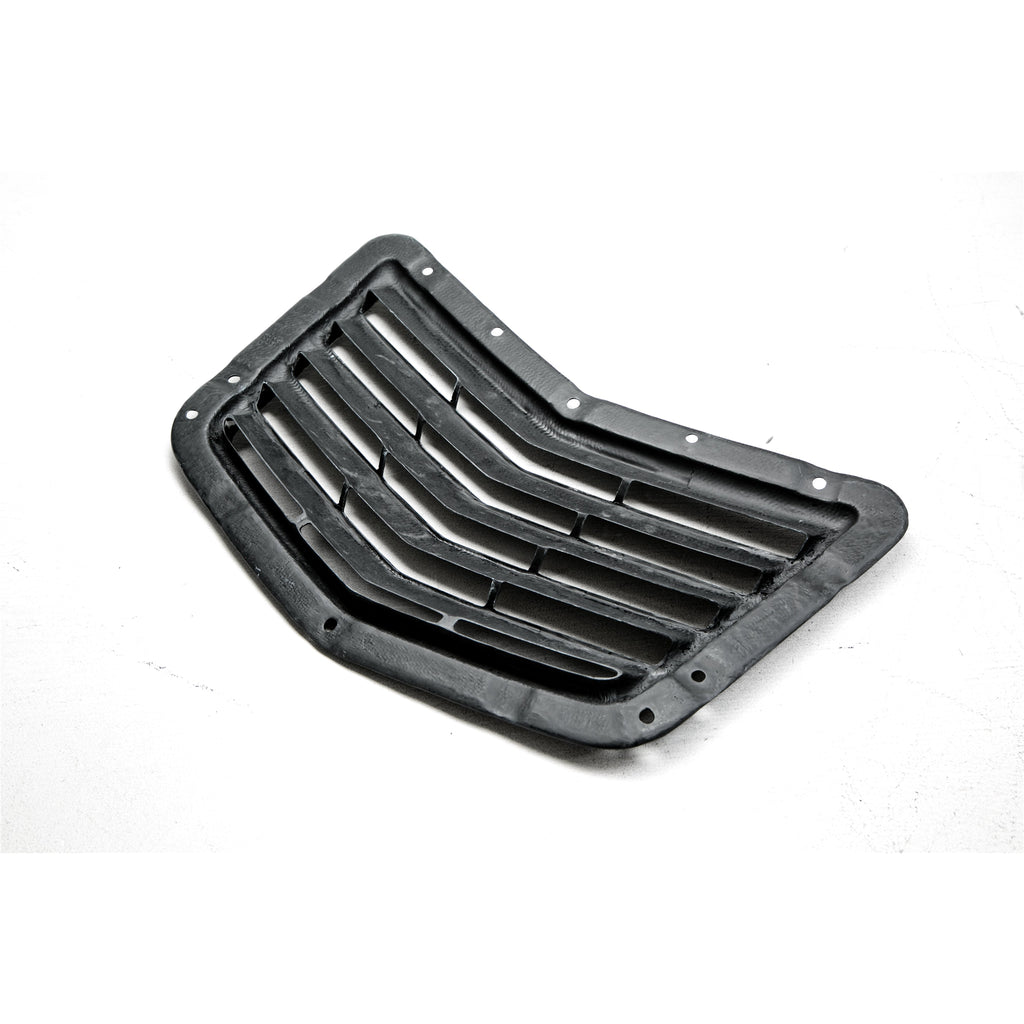 14-Chevrolet-Corvette-C7-Stingray-Hood-Vent