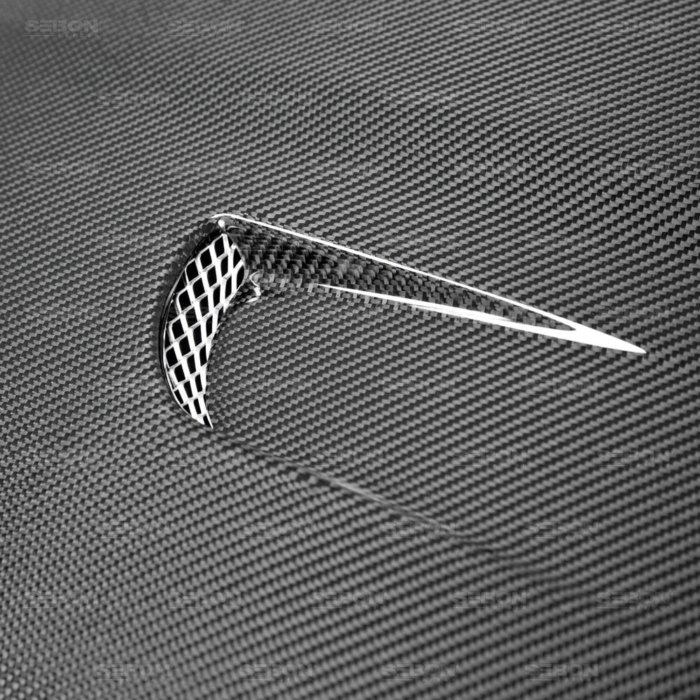 14-Ford-Fiesta-Tm-Style-Carbon-Fiber-Hood