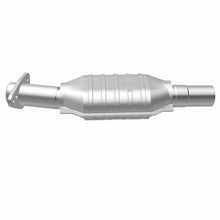 Load image into Gallery viewer, MagnaFlow Exhaust Products 3322418 California CARB Direct-Fit Catalytic Converter for Select Buick Century, Buick Electra, Buick Estate Wagon, Buick LeSabre, Buick Regal, Buick Riviera, Cadillac DeVille, Cadillac Eldorado, Cadillac Fleetwood, Cadillac