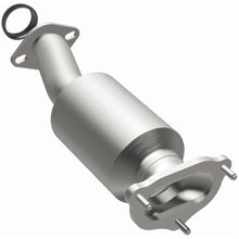 Load image into Gallery viewer, MagnaFlow Exhaust Products 5491121 California CARB Direct-Fit Catalytic Converter for Select Ford Ranger, Mazda B4000