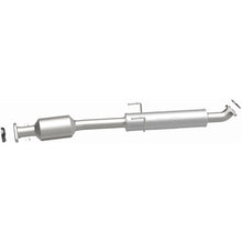 Load image into Gallery viewer, MagnaFlow Exhaust Products 52547 OEM Grade Direct-Fit Catalytic Converter for Select Toyota Sienna