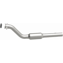 Load image into Gallery viewer, MagnaFlow Exhaust Products 4481464 California CARB Direct-Fit Catalytic Converter for Select Buick LeSabre, Buick Park Avenue, Buick Riviera, Oldsmobile 88, Oldsmobile 98, Oldsmobile LSS, Pontiac Bonneville
