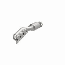 Load image into Gallery viewer, MagnaFlow Exhaust Products 51213 OEM Grade Manifold Catalytic Converter for Select Volkswagen Passat