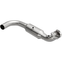 Load image into Gallery viewer, MagnaFlow Exhaust Products 5551498 California CARB Direct-Fit Catalytic Converter for Select Ford Expedition, Lincoln Navigator
