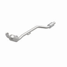 Load image into Gallery viewer, MagnaFlow Exhaust Products 551265 California CARB Direct-Fit Catalytic Converter for Select Mercedes-Benz C280, Mercedes-Benz C350, Mercedes-Benz CLK350